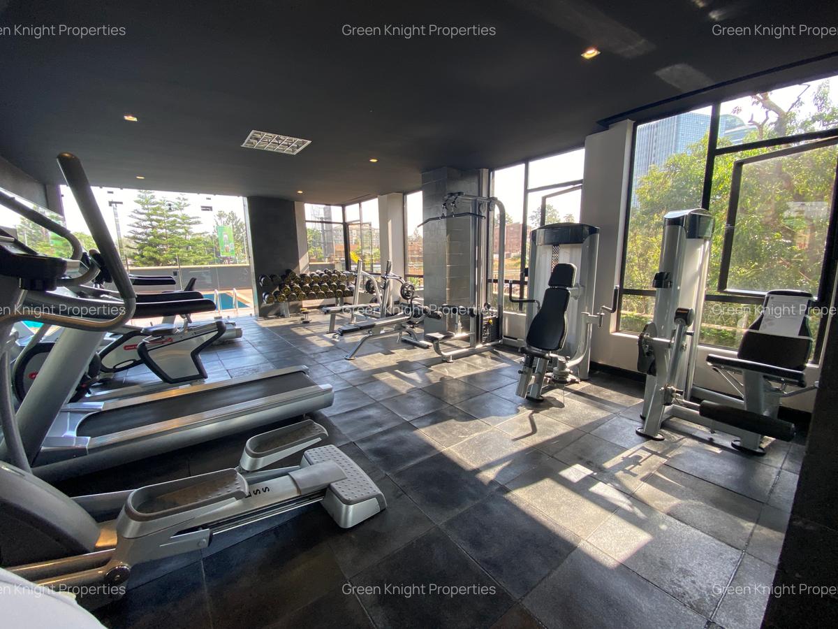 Serviced 3 Bed Apartment with En Suite in Brookside - 2