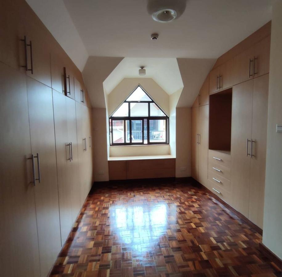 5 Bed Townhouse in Lavington - 7