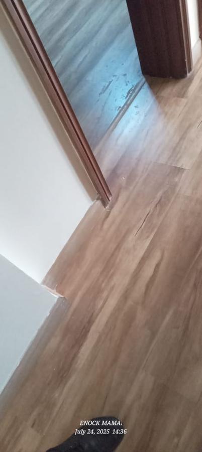 5 Bed House with En Suite at Statehouse Areas - 11