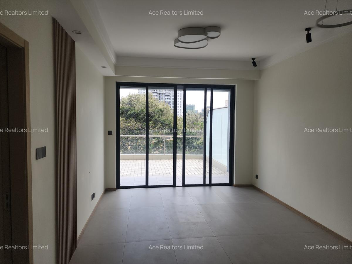 2 Bed Apartment with En Suite at Westlands Road - 2