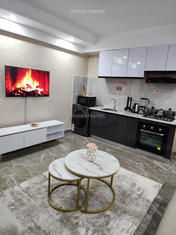 Serviced 1 Bed Apartment with En Suite at Kindaruma Rd - 3