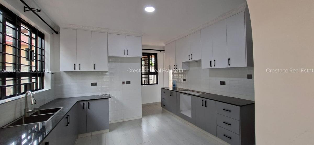 4 Bed House with En Suite in Karen - 5