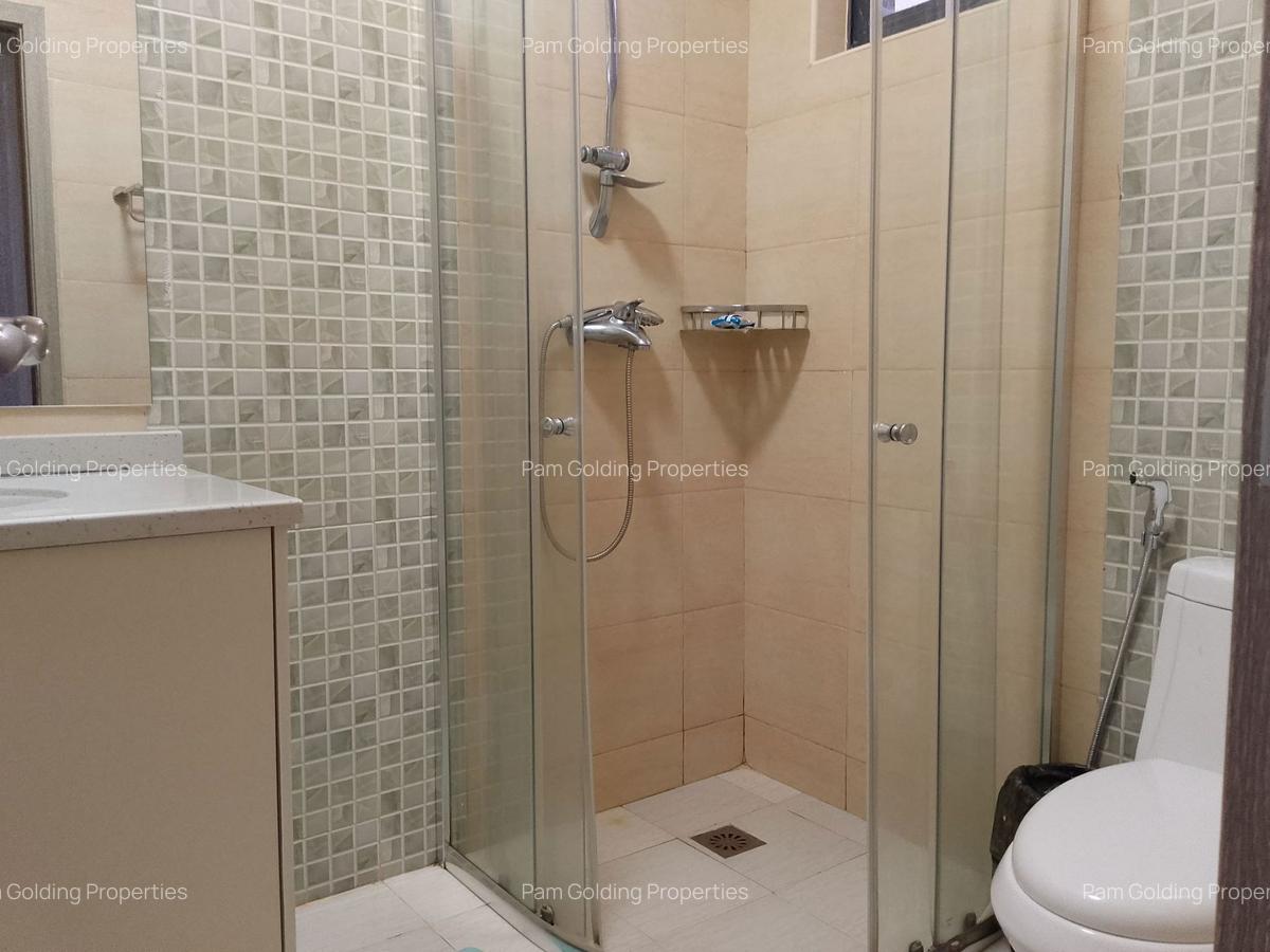 3 Bed Apartment with En Suite in Kilimani - 14