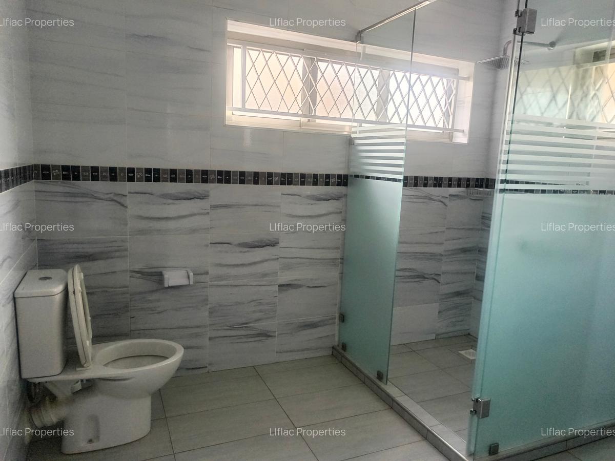 Commercial Property with Fibre Internet in Ridgeways - 16