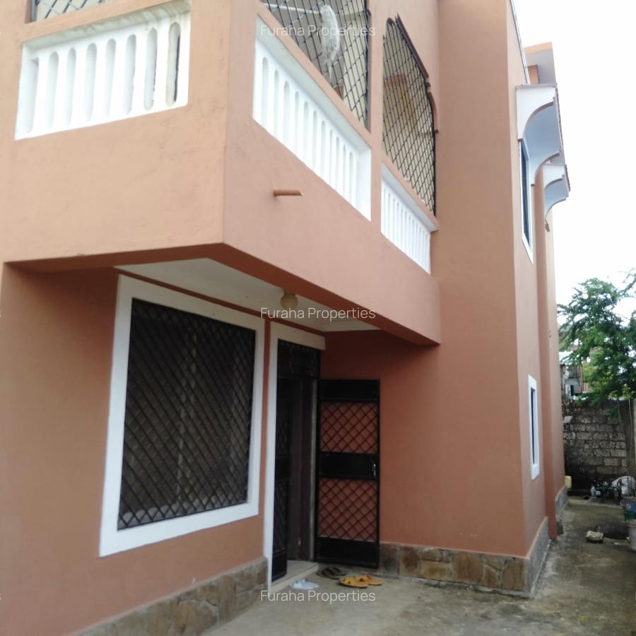 4 Bed House with Garden at Kiembeni Estate - 2