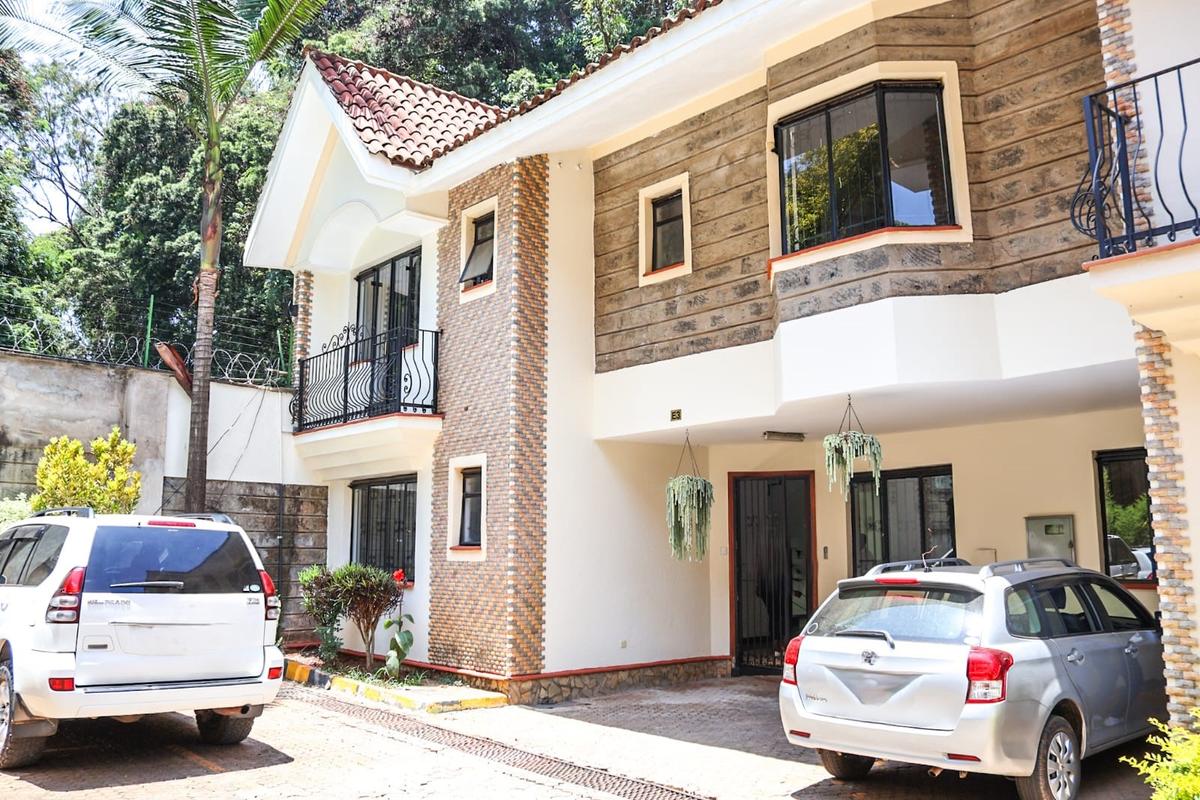 4 Bed Villa with En Suite in Kyuna - 17