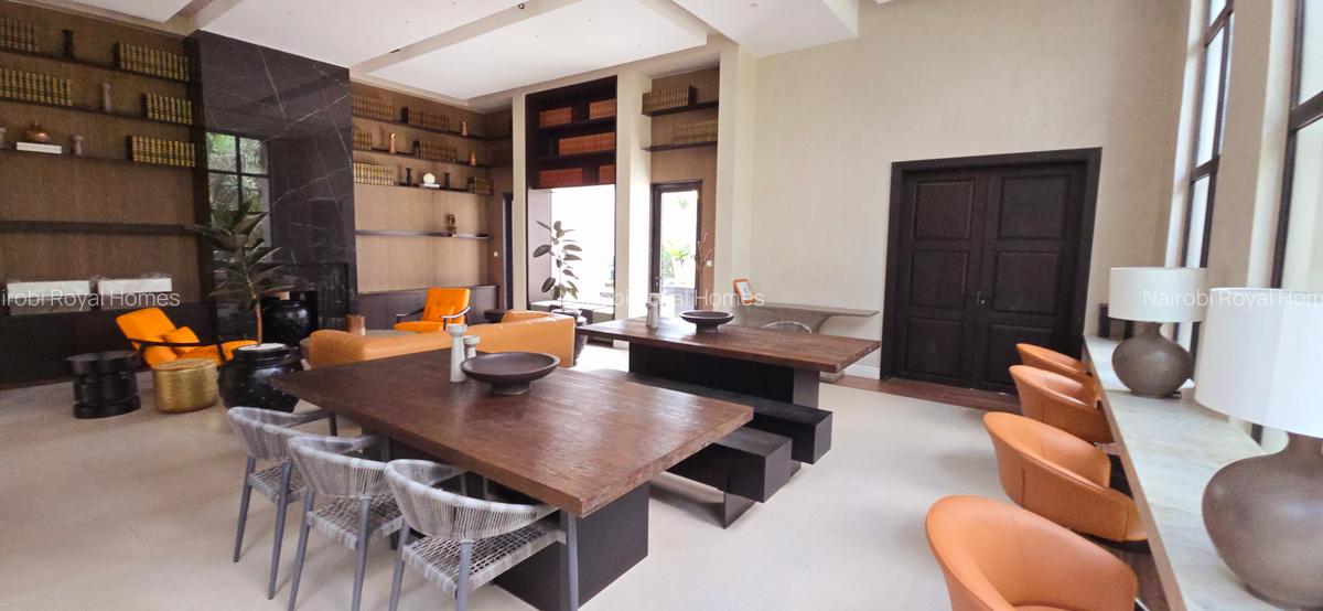 4 Bed House with En Suite at Palm Valley - 19