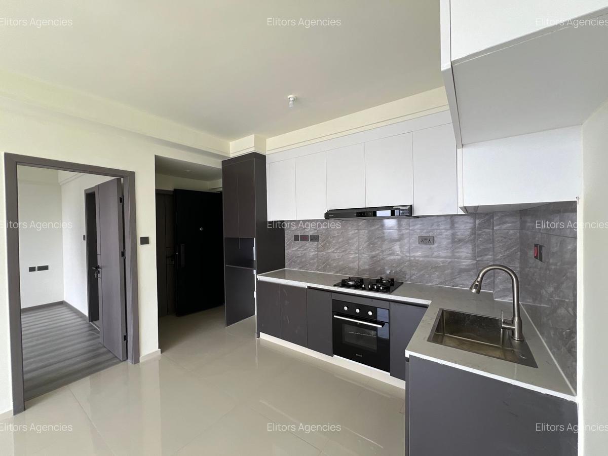 1 Bed Apartment with En Suite at Westlands Road - 6