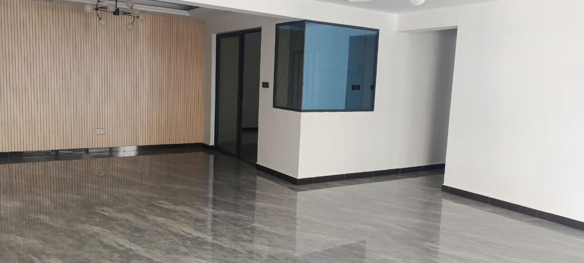 4 Bed Apartment with En Suite in Lavington - 16