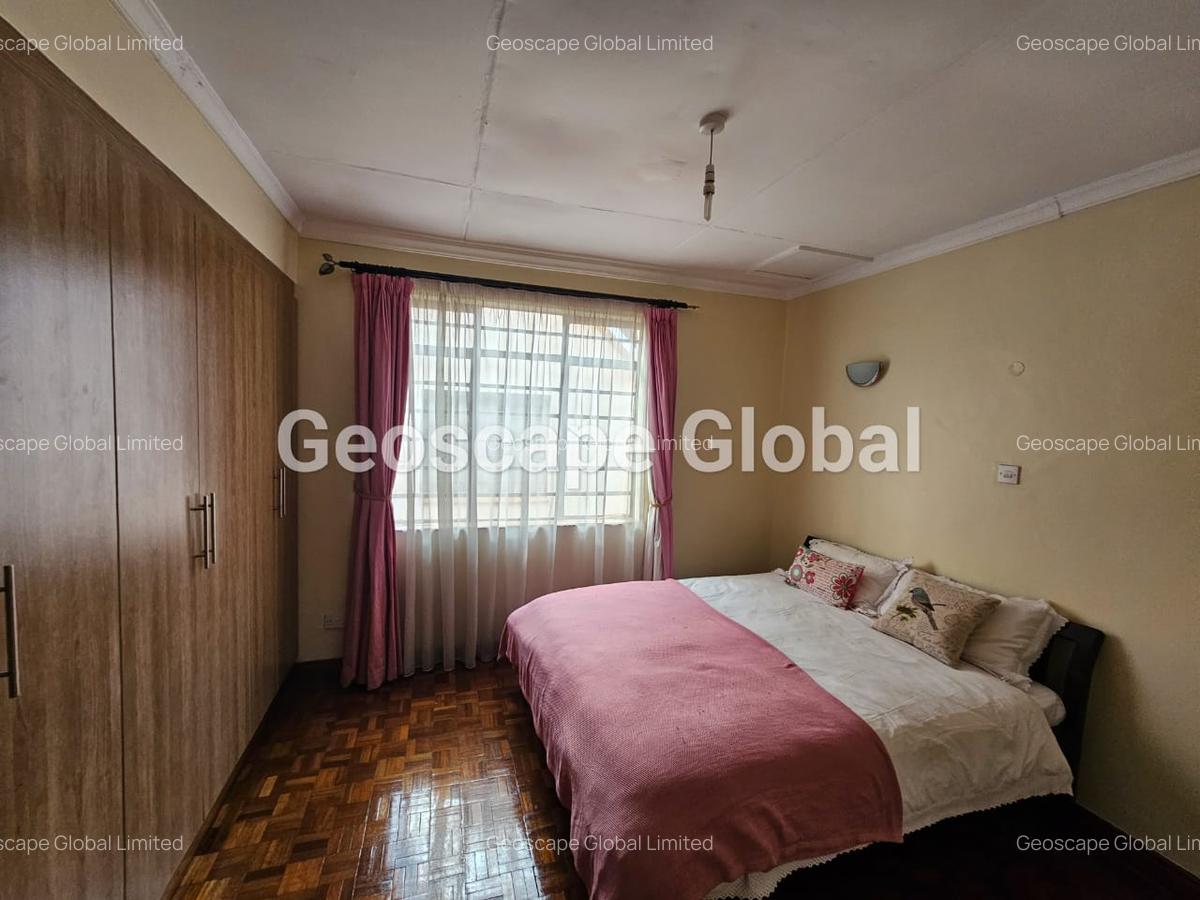 5 Bed Townhouse with En Suite in Lavington - 12