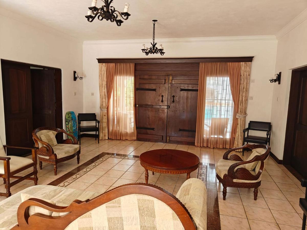 5 Bed House with En Suite at Kiambu Road - 3