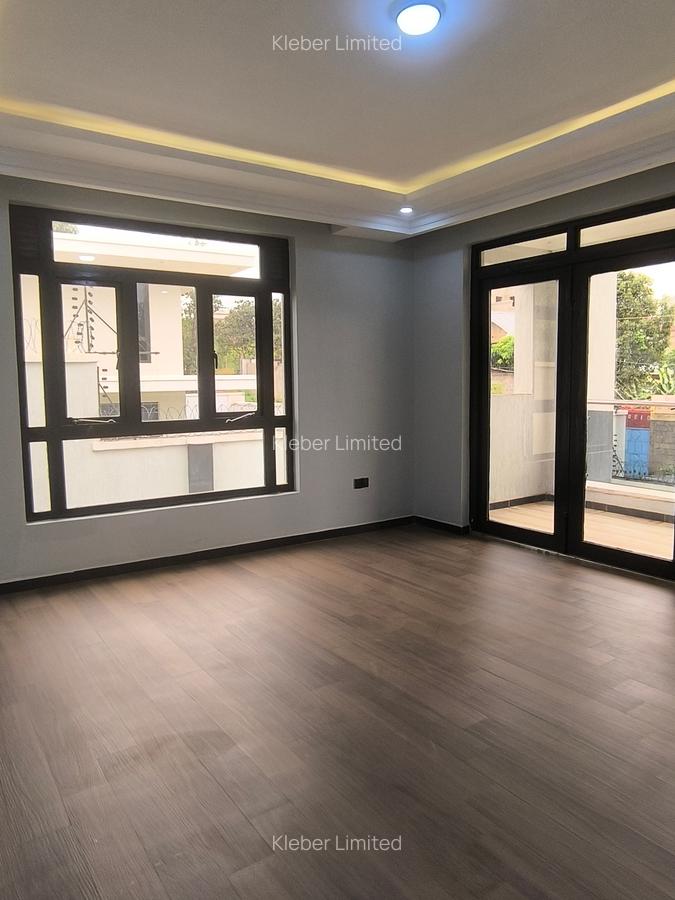 5 Bed Villa with En Suite in Ruiru - 17