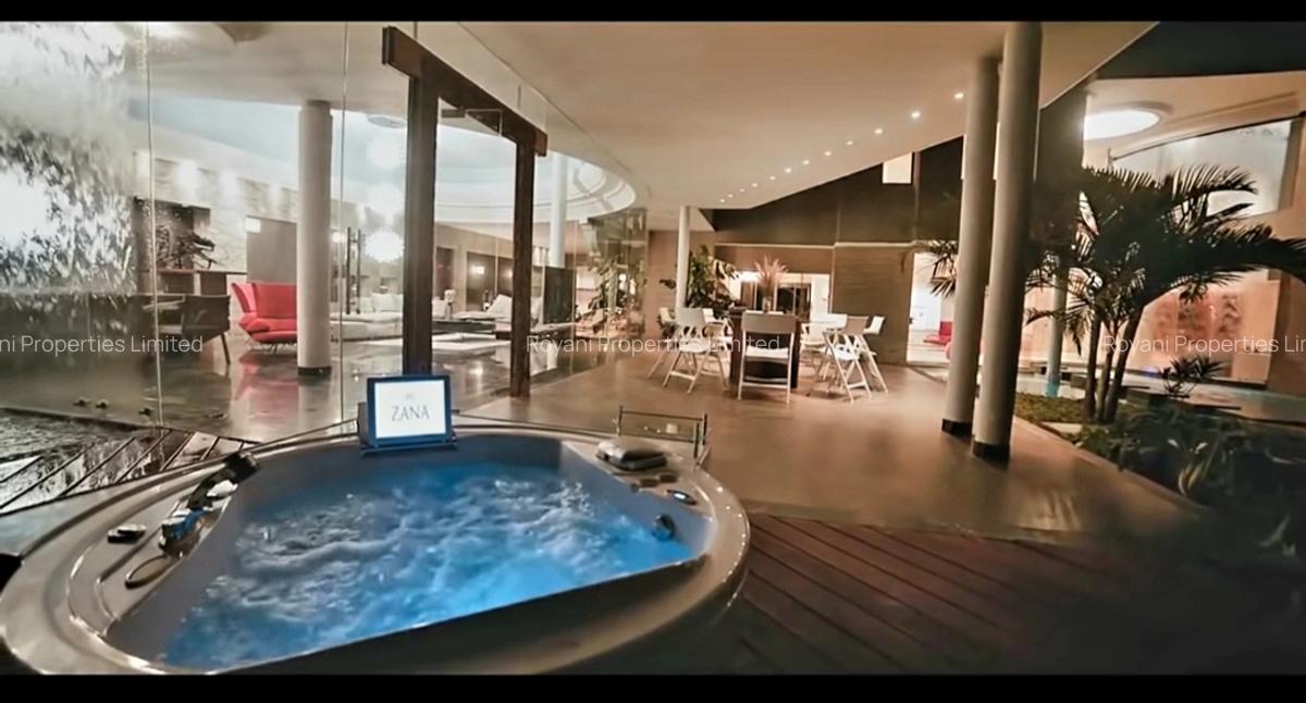 7 Bed Villa with En Suite in Kitisuru - 17