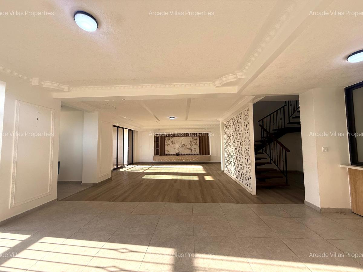 4 Bed Apartment with En Suite in Kileleshwa - 16