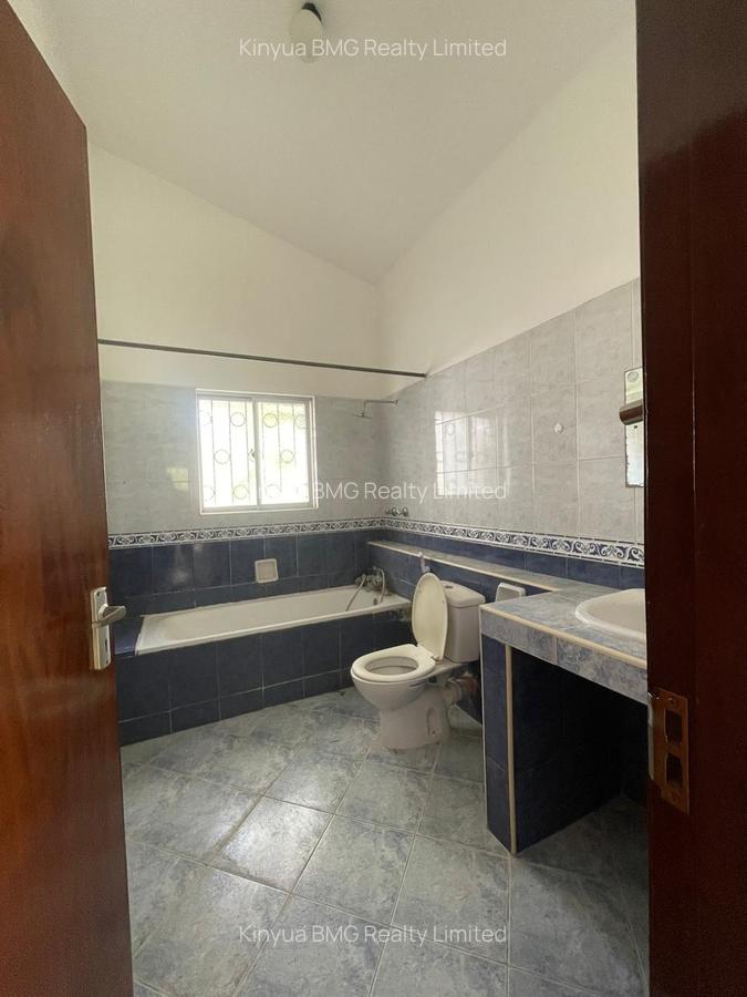 4 Bed Villa with En Suite in Nyali Area - 10