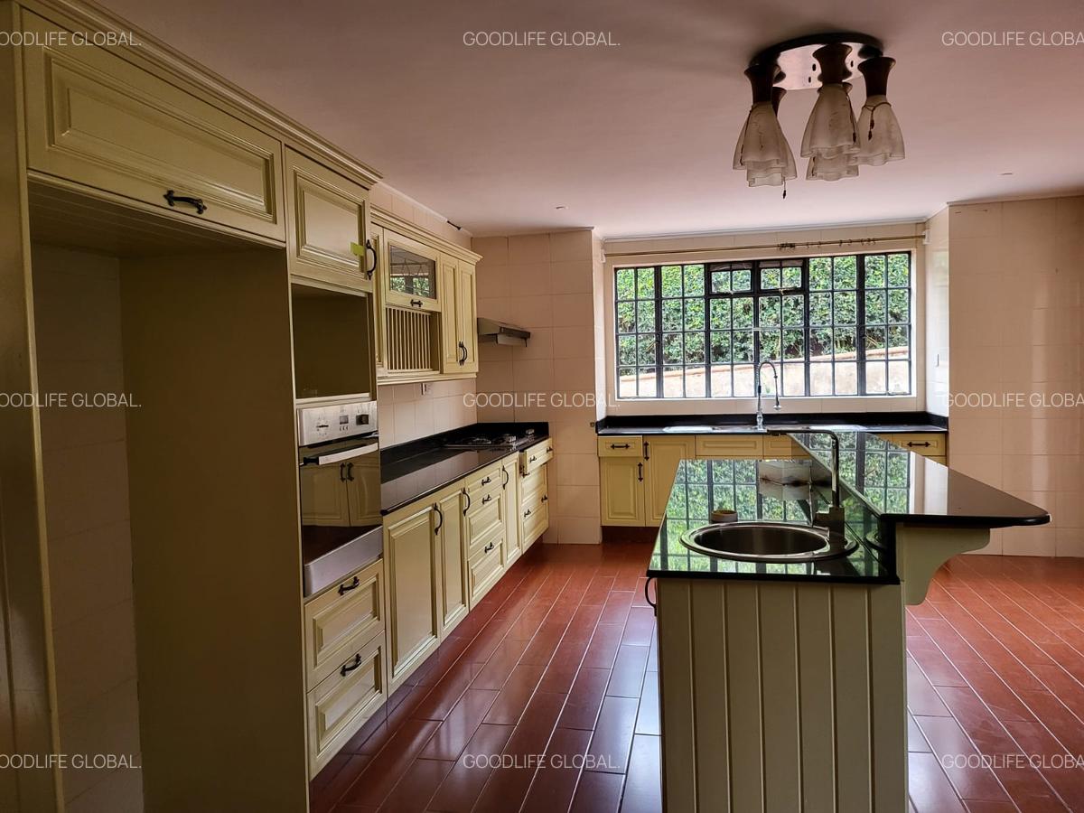 5 Bed House with En Suite at New Kitisuru - 8