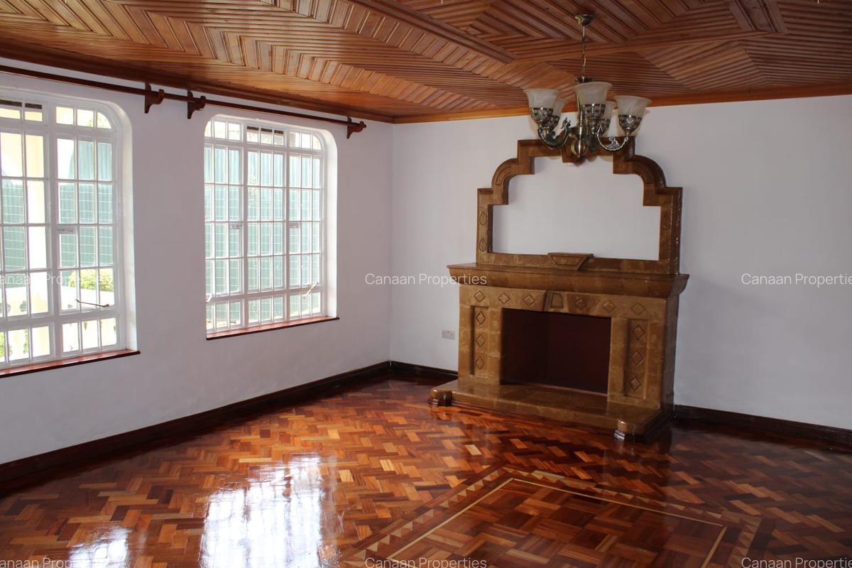 4 Bed Townhouse with Garden in Nyari - 2