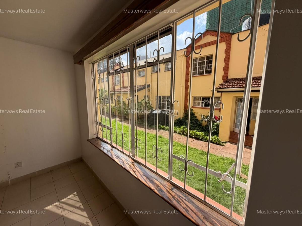 3 Bed Apartment with En Suite in Westlands Area - 7