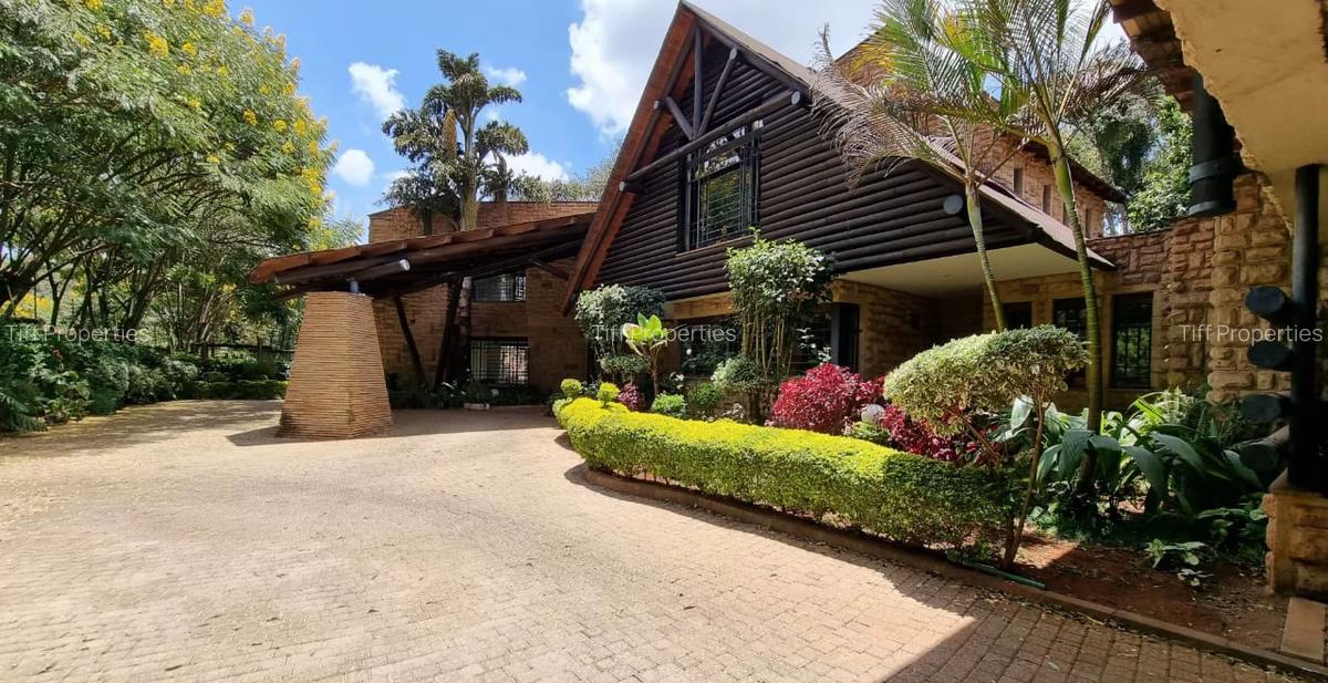 5 Bed Townhouse in Lake View - 14