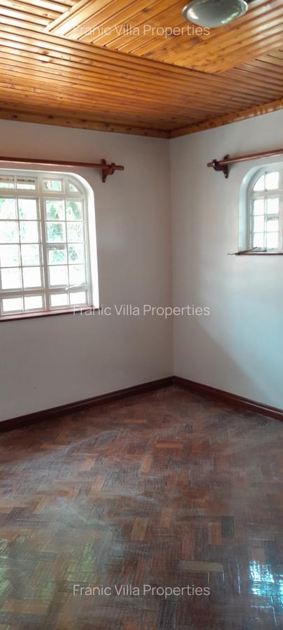 5 Bed House with En Suite at Nyari Central - 16