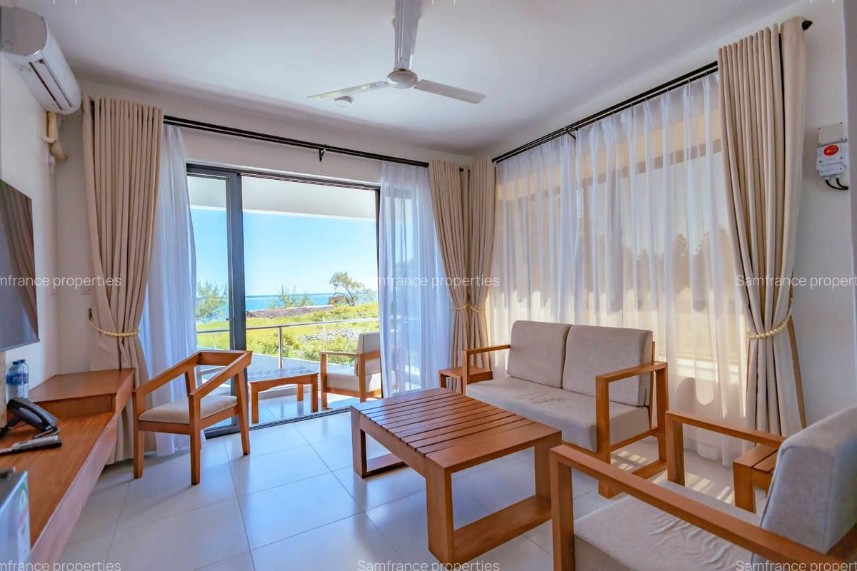Serviced 1 Bed Apartment with En Suite at Mount Kenya Road - 4