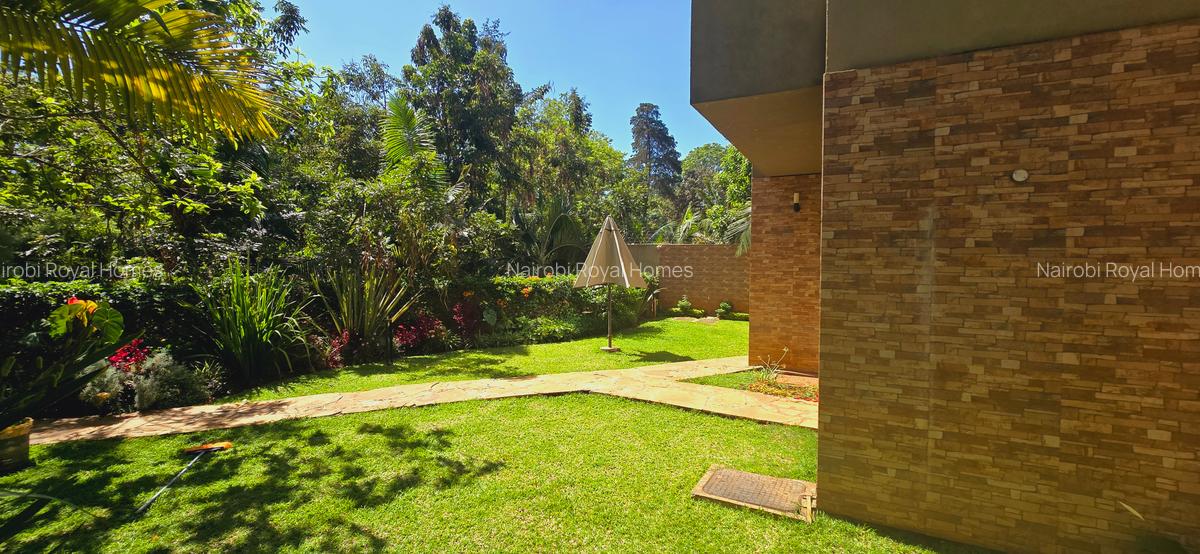 5 Bed Townhouse with En Suite at Off Convent Drive - 8