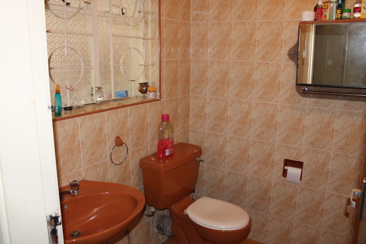 5 Bed Townhouse with En Suite in Westlands Area - 17