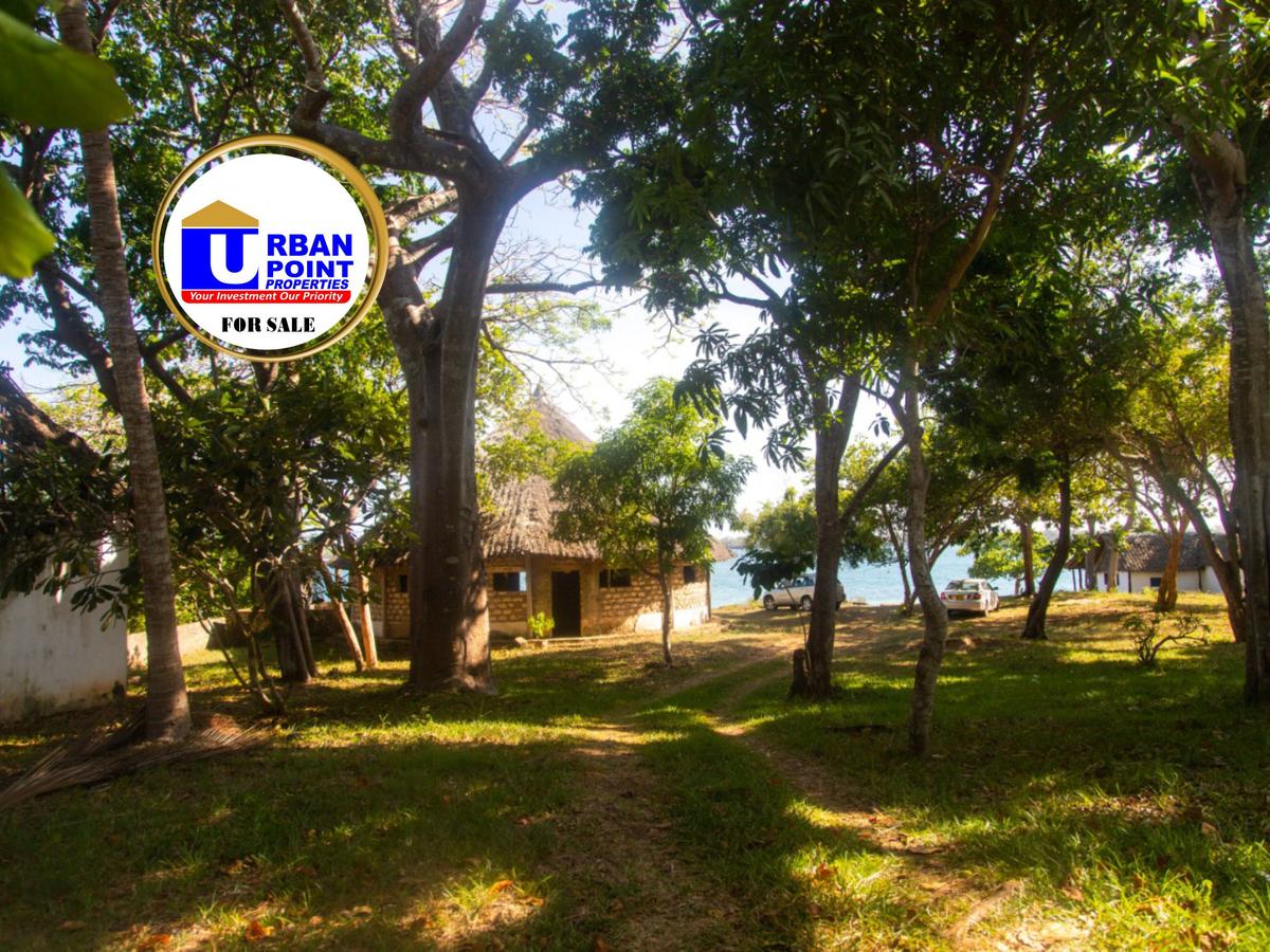 Land at Shimoni - 20