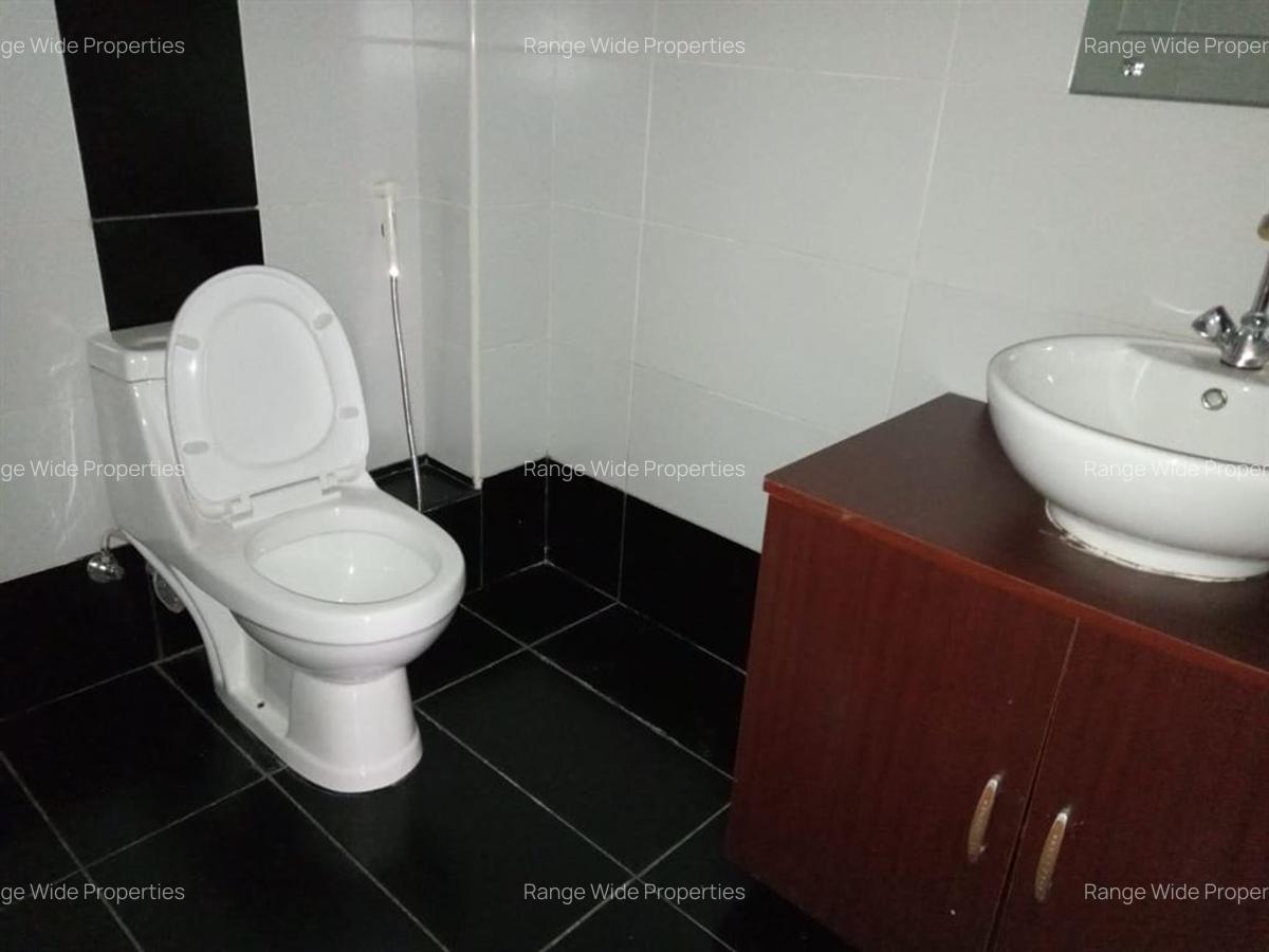 2 Bed Apartment with En Suite in Westlands Area - 6