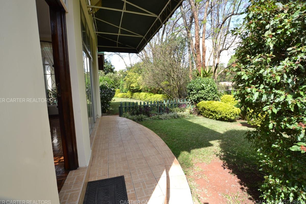 Serviced 2 Bed Apartment with En Suite in Lavington - 19