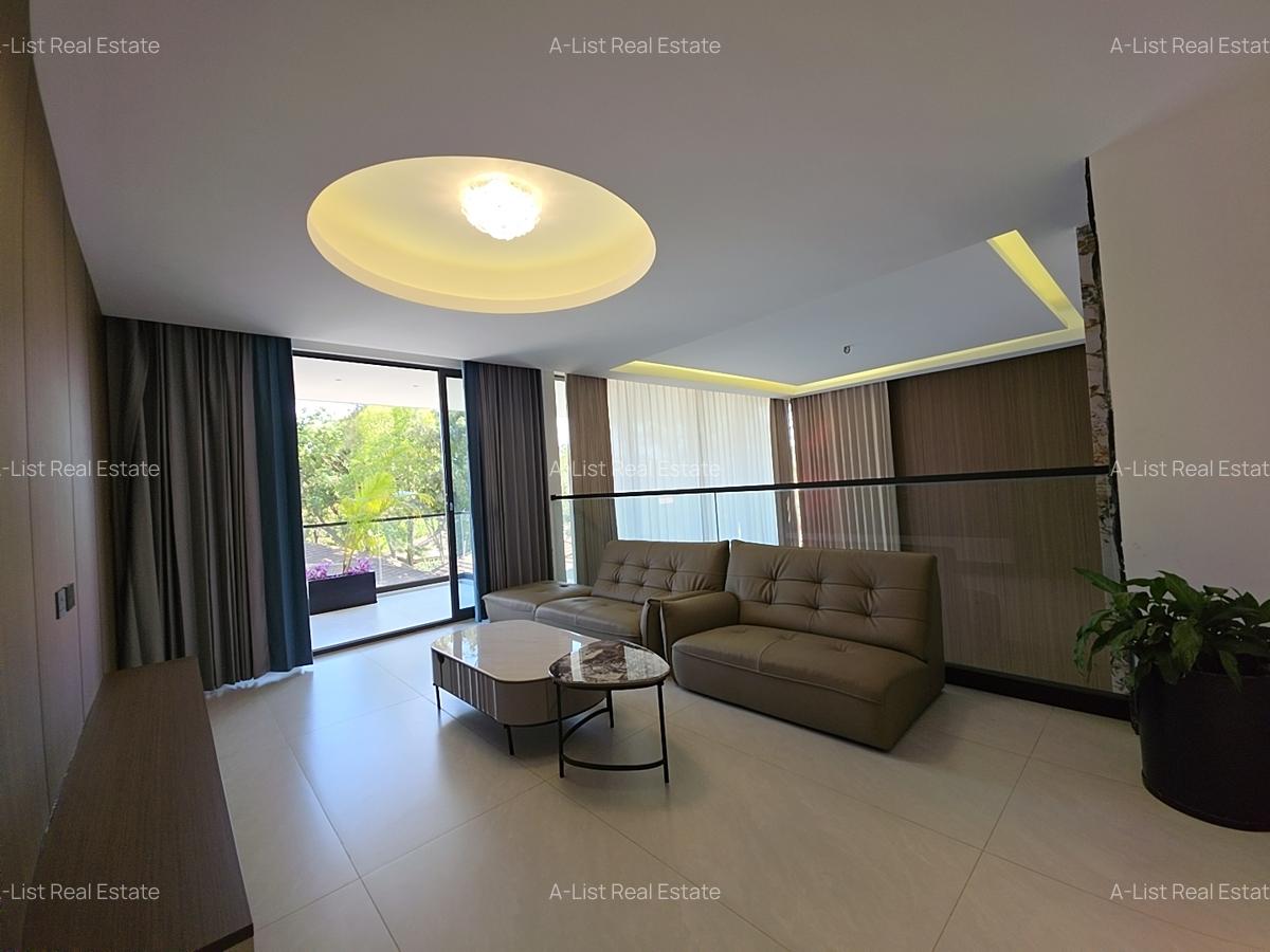 5 Bed Villa with En Suite at Jacaranda Avenue - 7