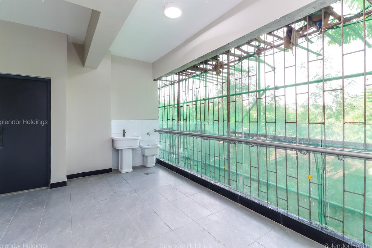 5 Bed Apartment with En Suite in Lavington - 6