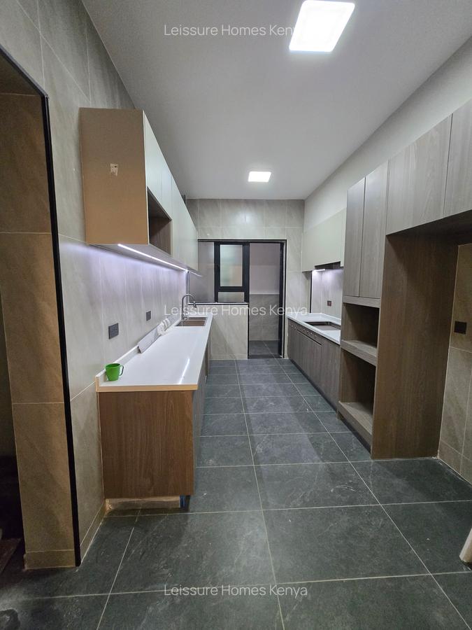 4 Bed Apartment with En Suite at Othaya Road - 15