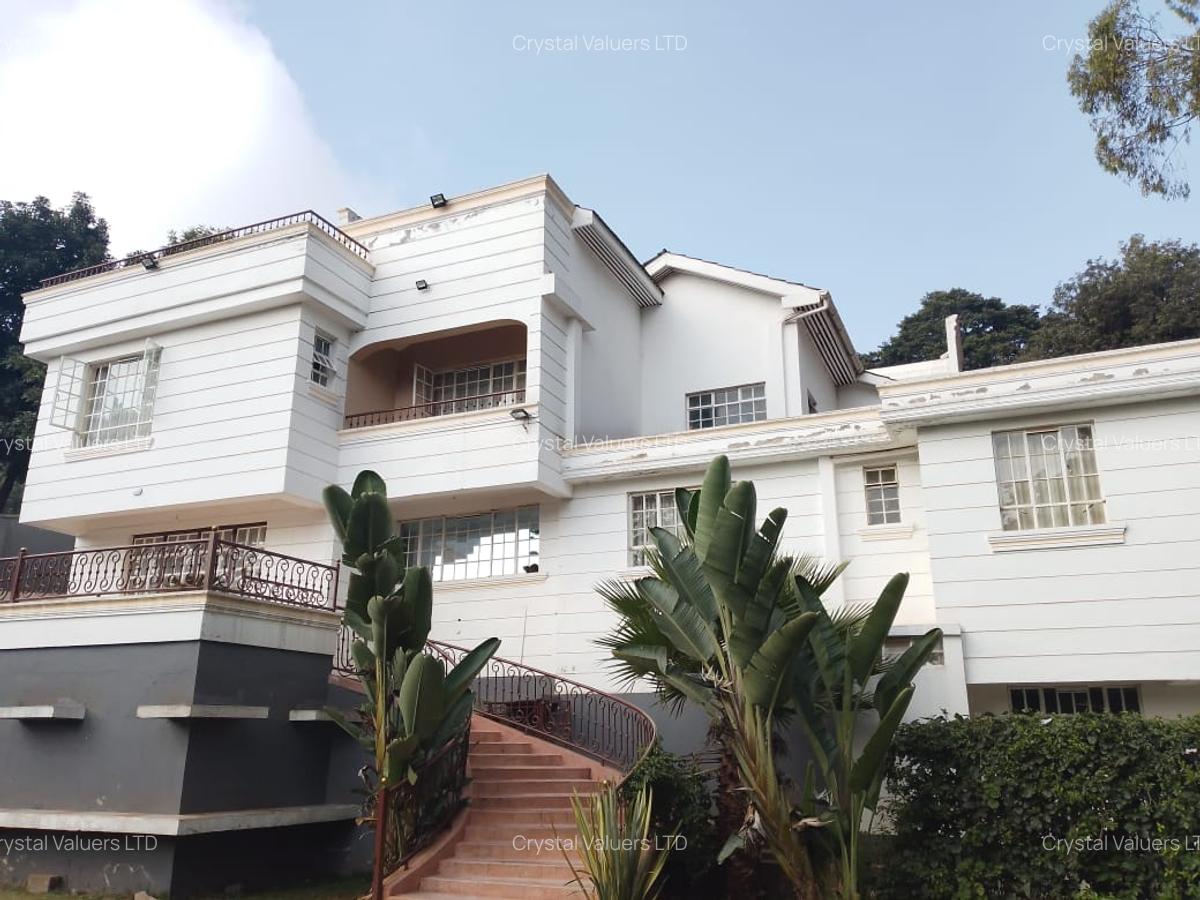 6 Bed House with En Suite in Kitisuru - 1