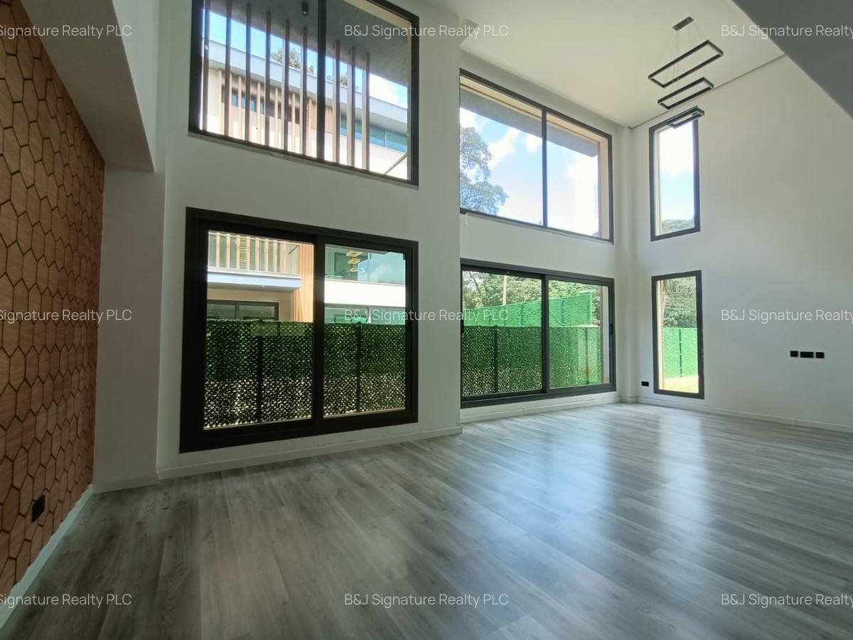 5 Bed Villa with En Suite in Lavington - 15