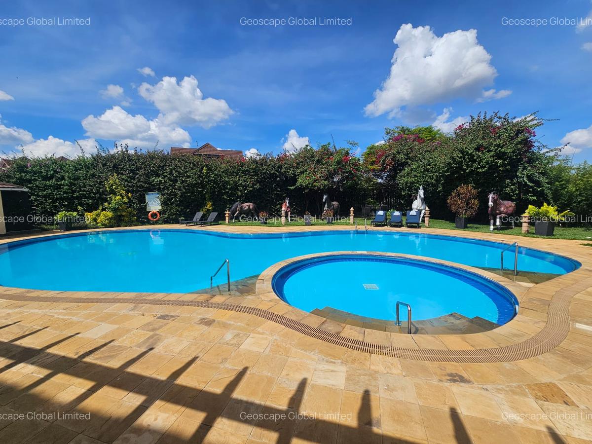 4 Bed Townhouse with En Suite in Runda - 1