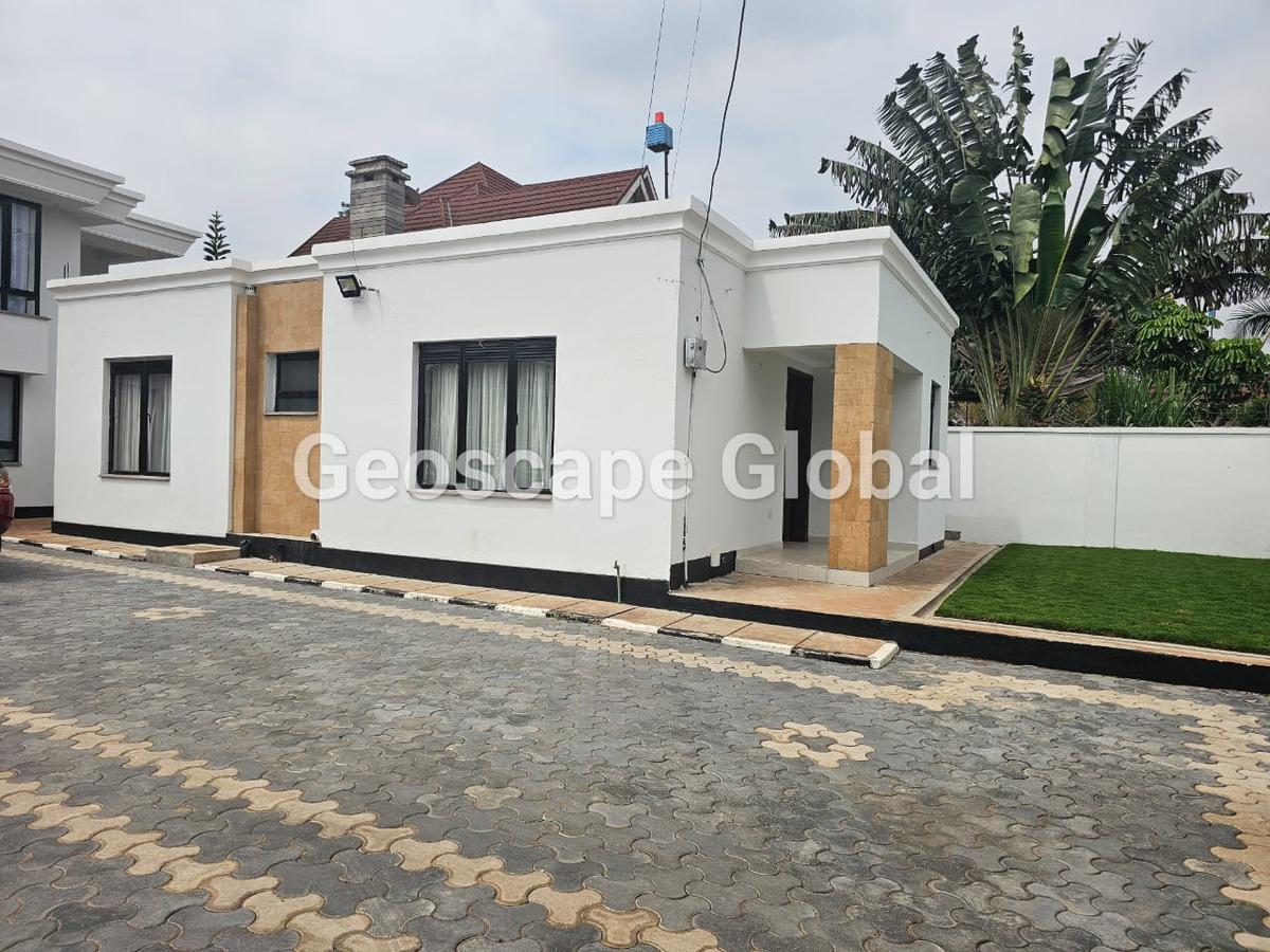 2 Bed House with En Suite in Runda - 18