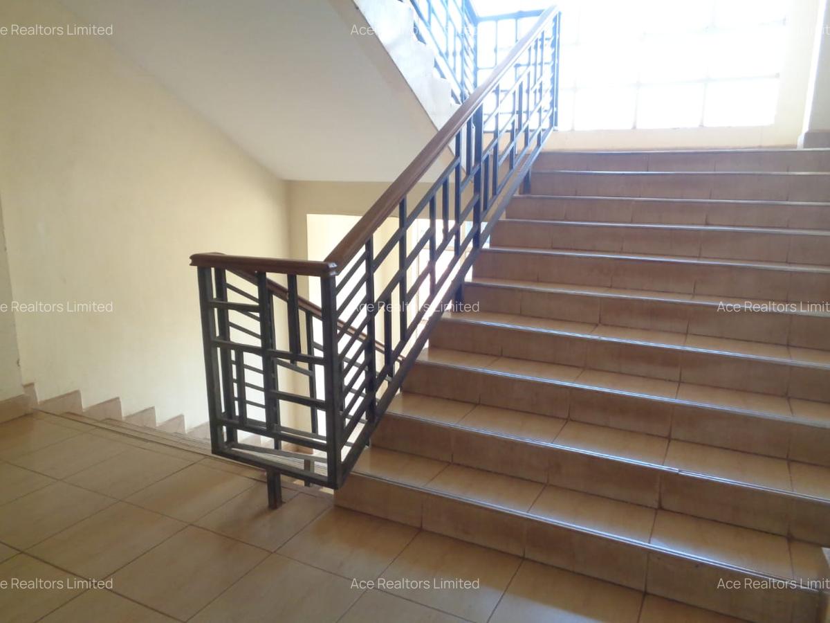 1 Bed Apartment with En Suite at Naivasha Road Riruta Nairobi - 16