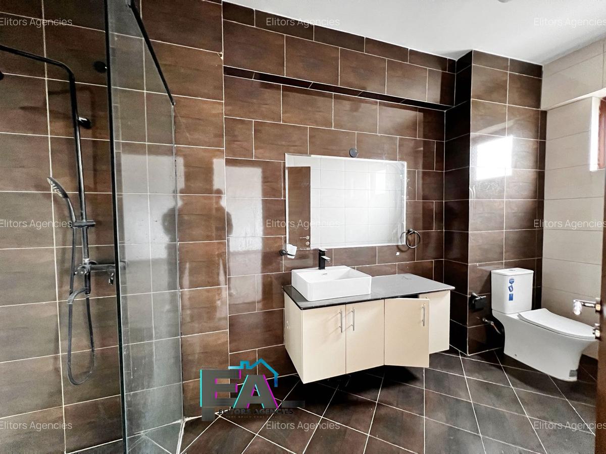 3 Bed Apartment with En Suite at Lantana Road - 13