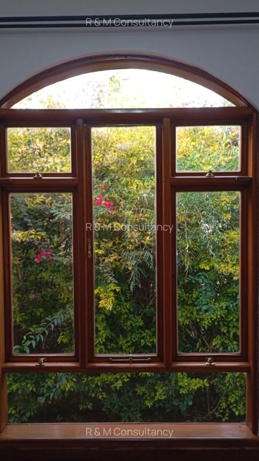 5 Bed House with En Suite in Karen - 3