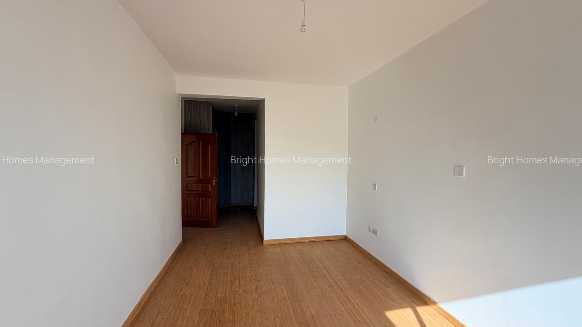 4 Bed Townhouse with En Suite in Lavington - 16