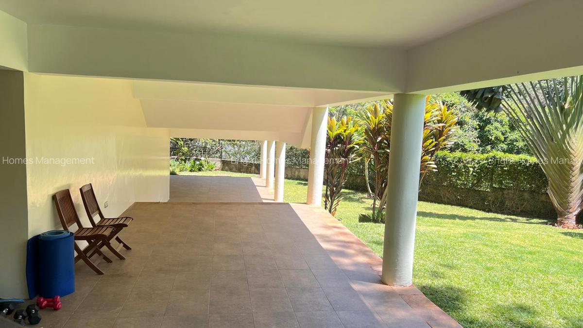 5 Bed Villa with En Suite in Lake View - 6