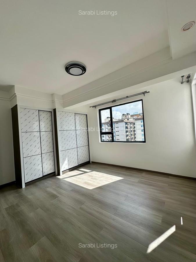 2 Bed Apartment with En Suite in Kilimani - 5