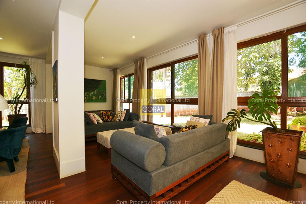 4 Bed House in Nyari - 5