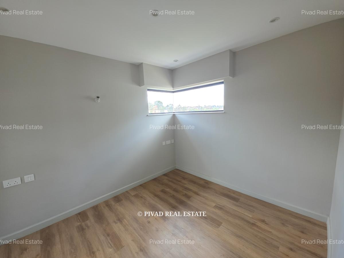 4 Bed Townhouse with Swimming Pool in Runda - 8