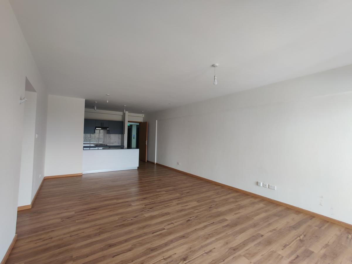 2 bed apartment with en suite in garden estate