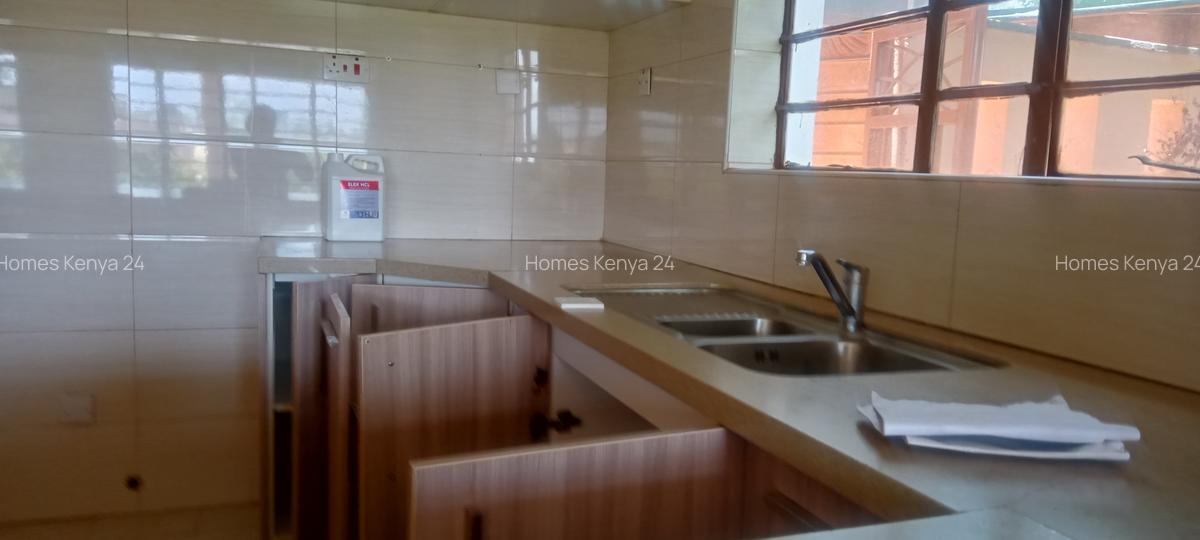 4 Bed Townhouse in Kiambu Road - 12