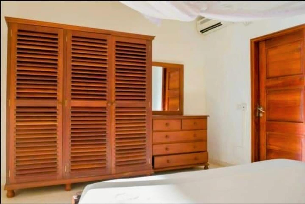 2 Bed Apartment with En Suite in Malindi - 9