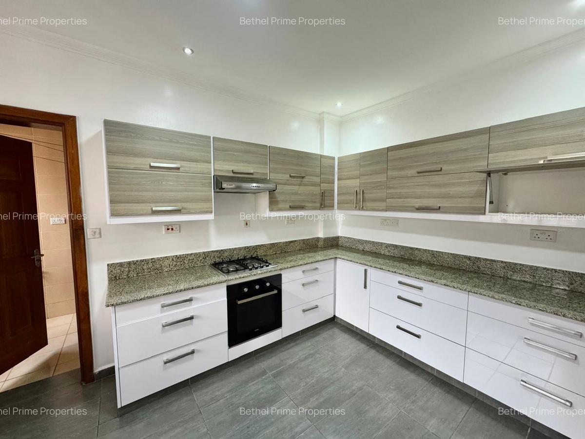 2 Bed Apartment with En Suite in Rhapta Road - 7