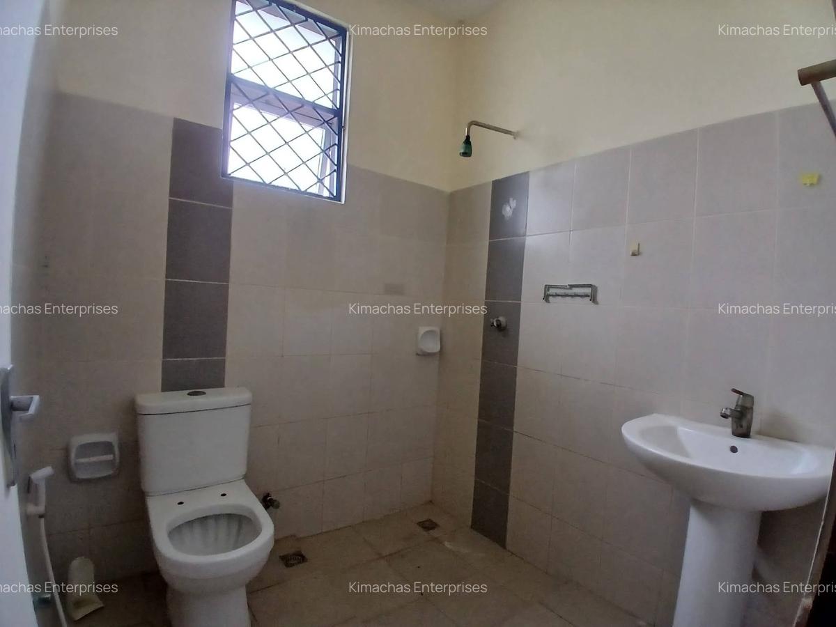 3 Bed Apartment with En Suite at 2Nd Avenue Nyali - 11